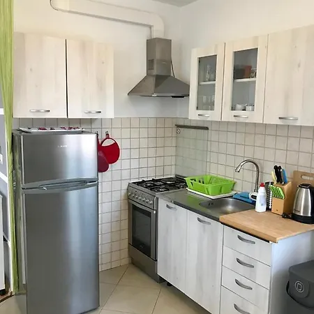 Hamer Apartment *